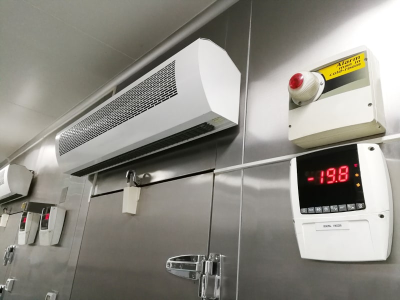 Commercial refrigeration and freezer