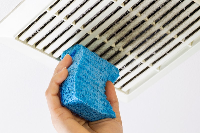 dirty filter and ducts create poor airflow